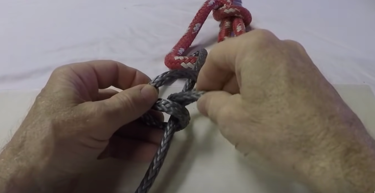 Buntline Hitch 4 