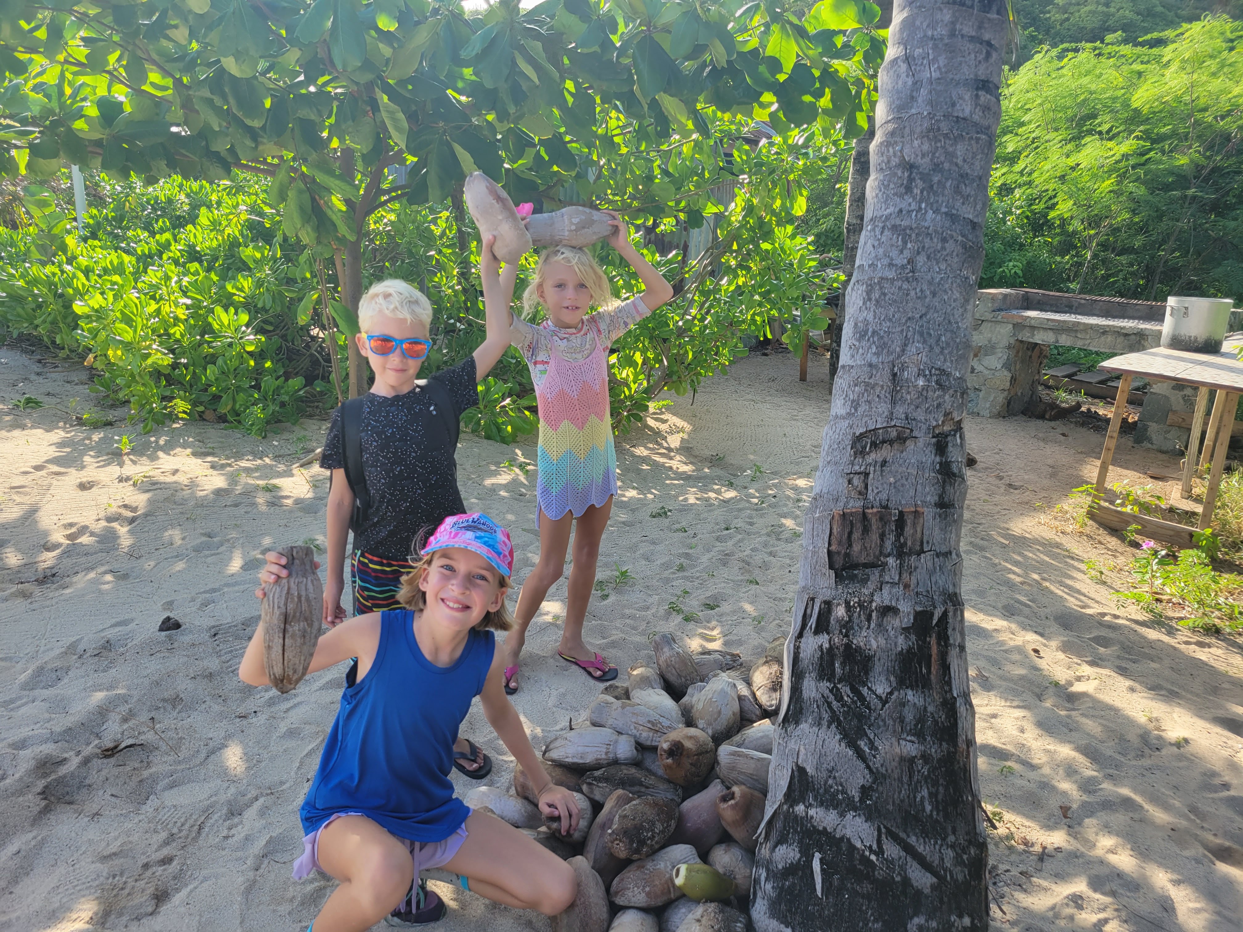 Fira And Low E Kids Coconut Pile Mayreau