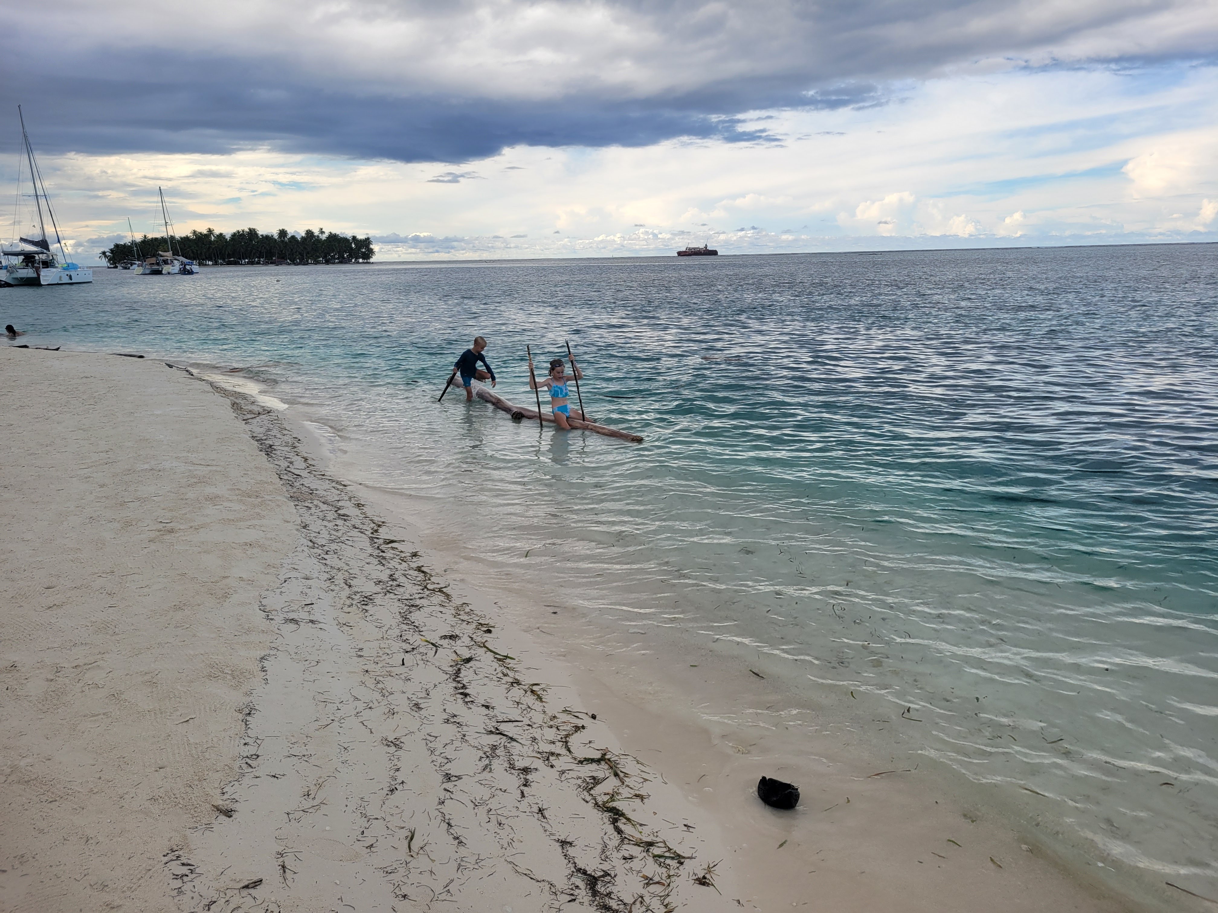 Log Canoe On Chichime